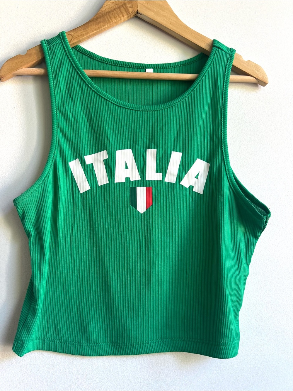 Ribbed Green Italia Graphic Cropped Tank Top - Women M